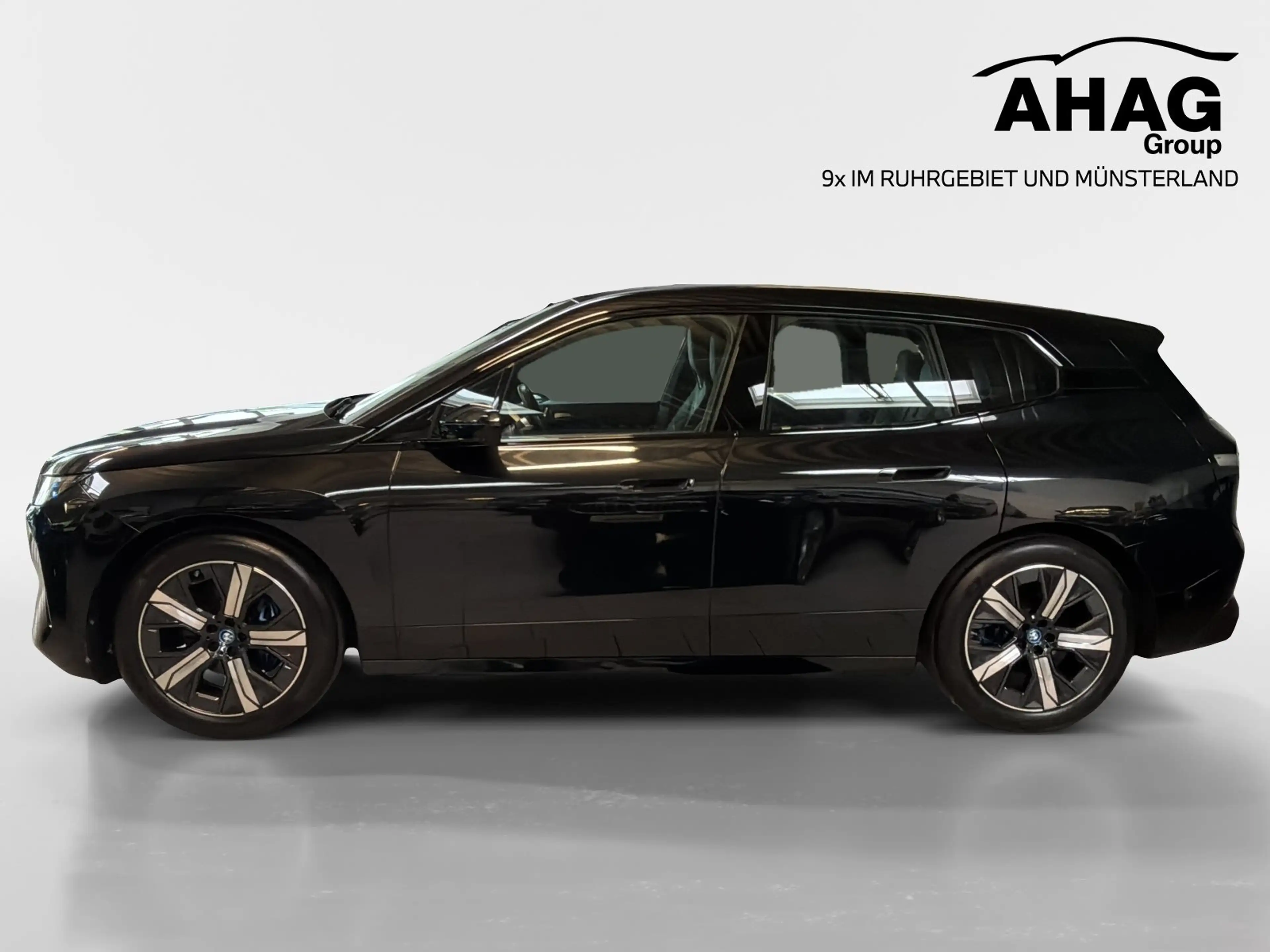 BMW iX xDrive40 — photo 6