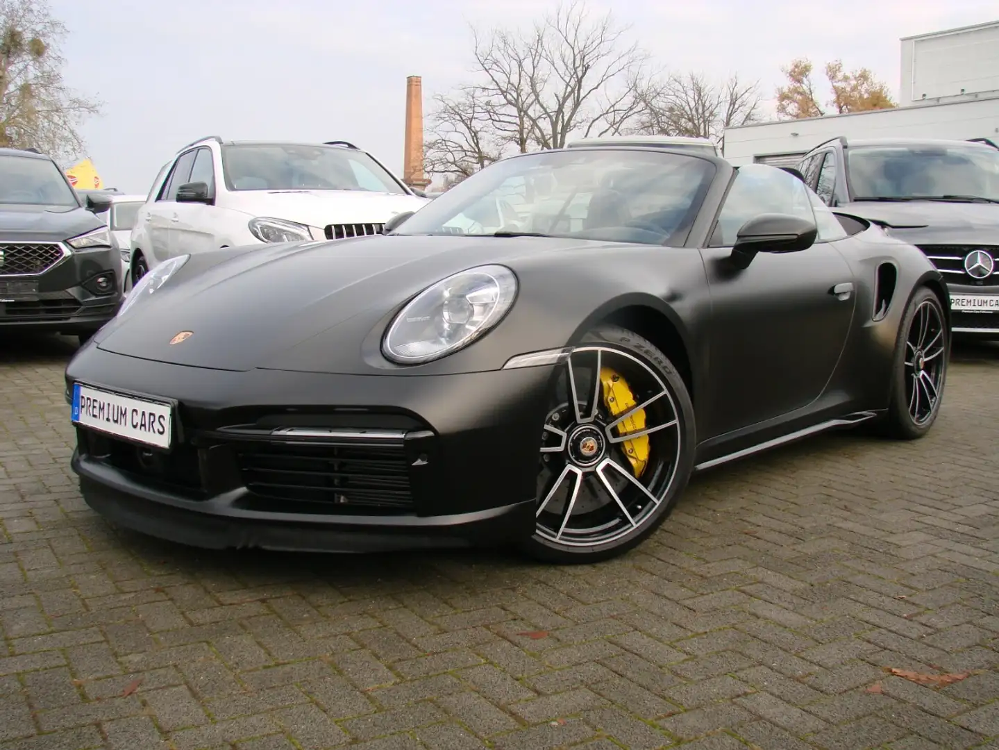 Porsche 992 Turbo S Matrix Bose Keramik Lift ACC Memory Schwarz - 1
