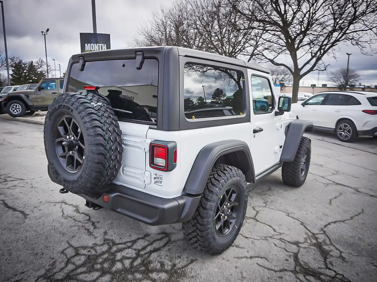 Jeep Wrangler снимка Jeep Wrangler