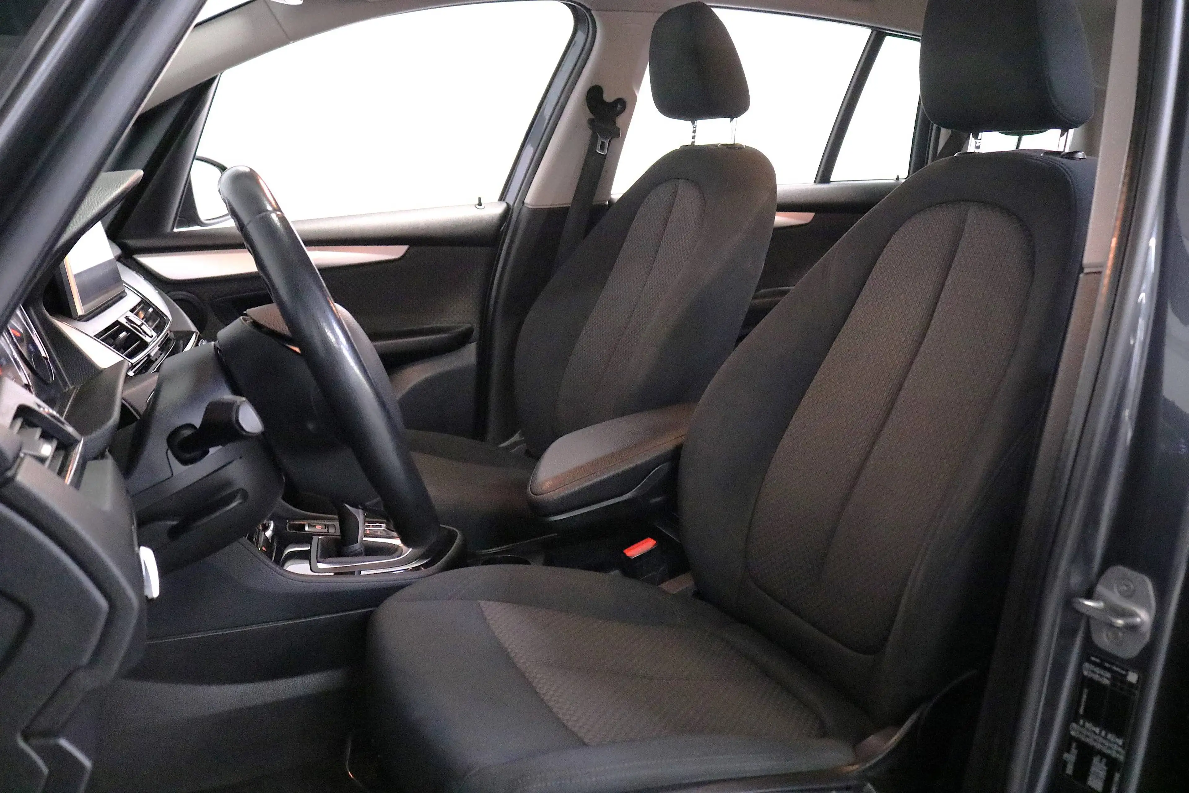 BMW 216 d Advantage 1,5 Ltr*2HAND*NAVI*PDC*KLIMAAUT*Temp*LED*u.v.m — photo 10