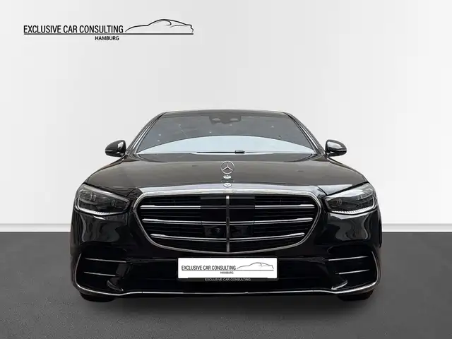Mercedes-Benz S 500 view 2