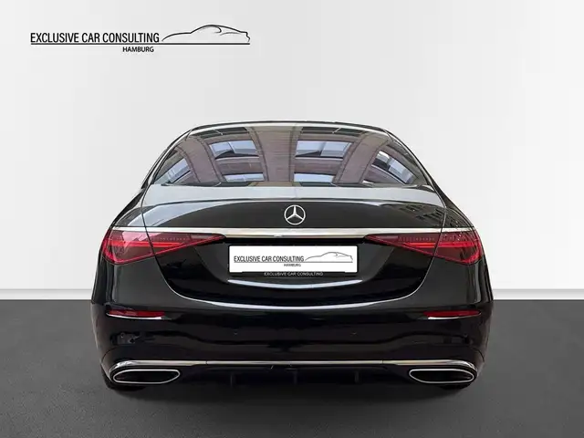 Mercedes-Benz S 500 view 5