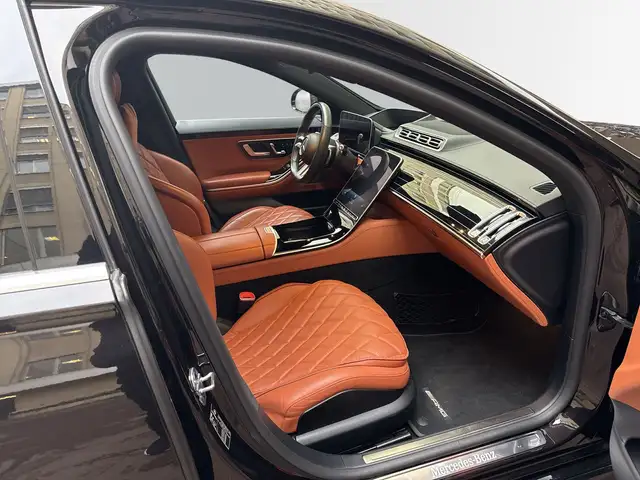 Mercedes-Benz S 500 view 9