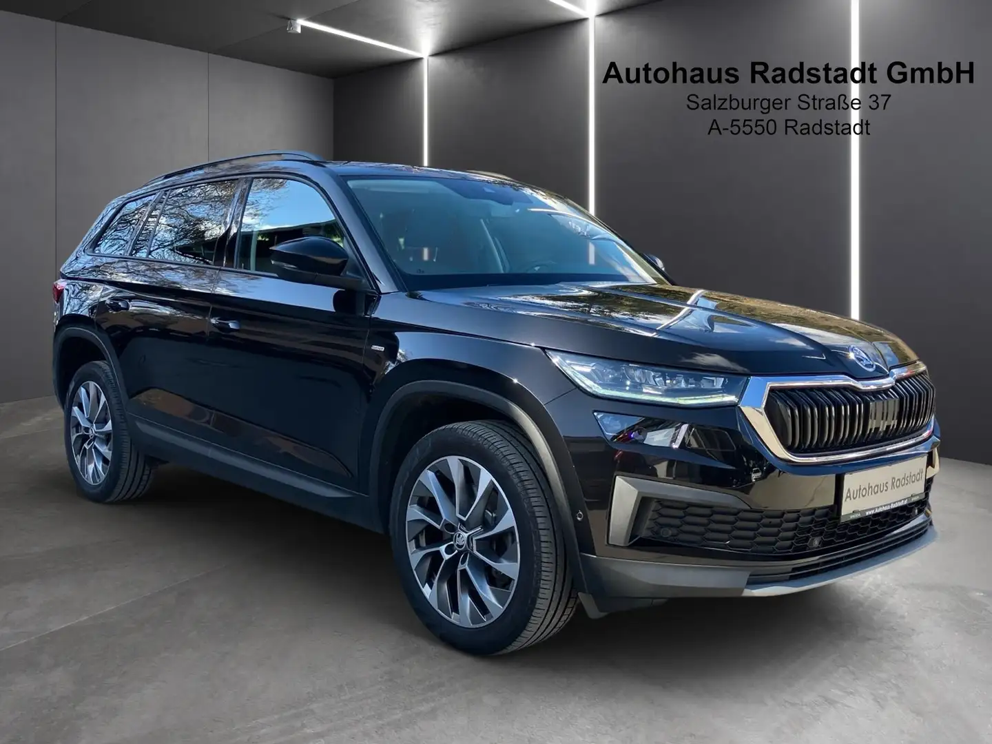 Skoda Kodiaq 2.0 TDI 4x4 Sportline Schwarz - 2