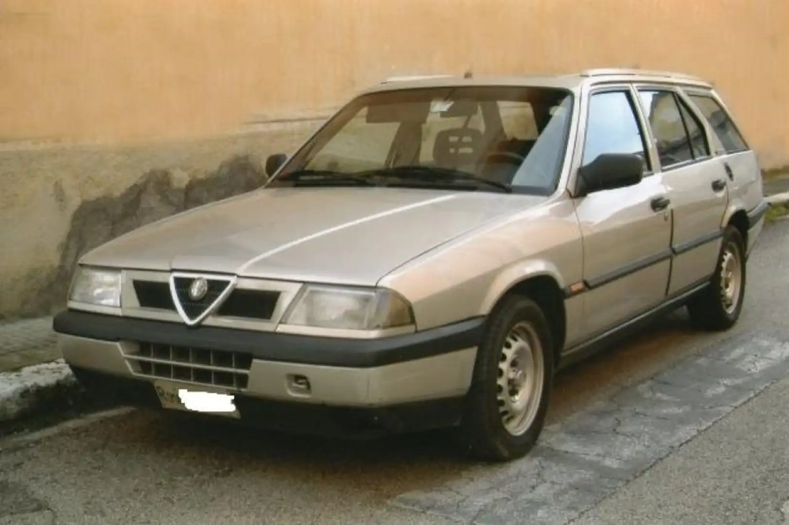 Alfa Romeo 33 33 SW 1.7 ie Argintiu - 1