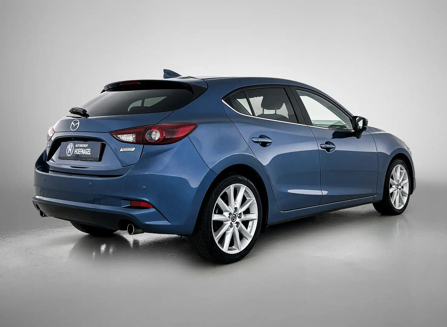 Mazda 3 2.0 SkyActiv-G 120 GT-M Automaat | Stoelverwarming Bleu - 2