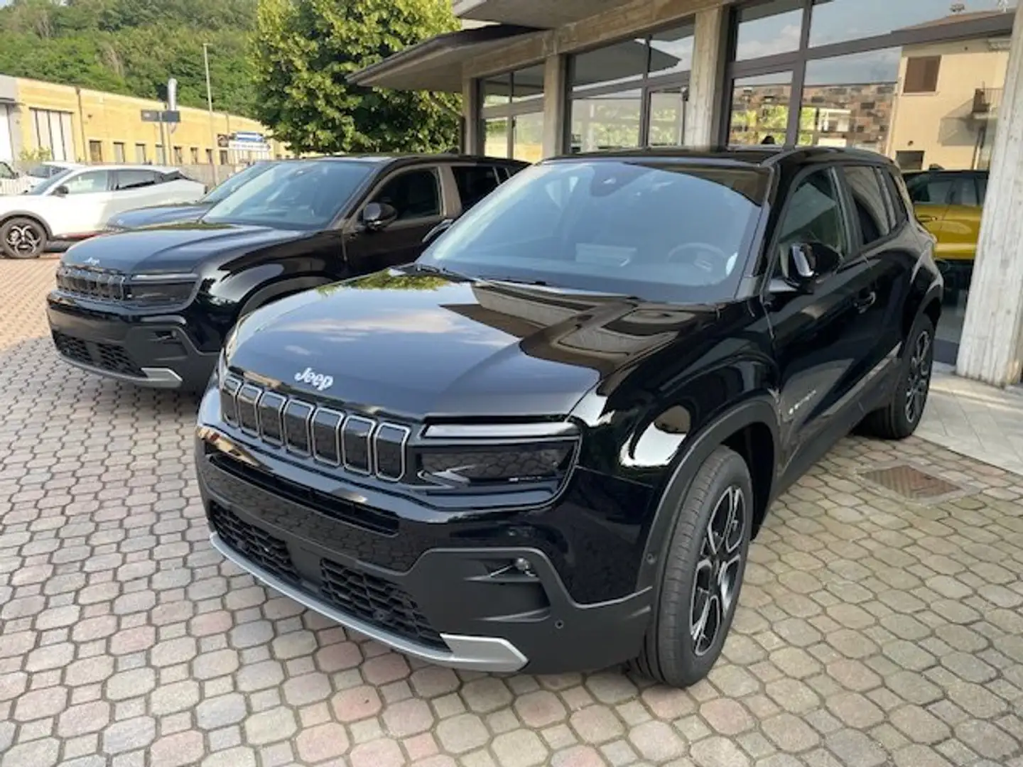 Jeep Avenger JEEP AVENGER 1.2 Turbo MHEV Summit Nero - 1