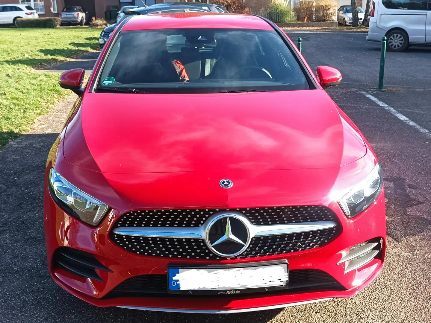 Mercedes-Benz A 220 A 220 7G-DCTEdition 19 Roşu - 2