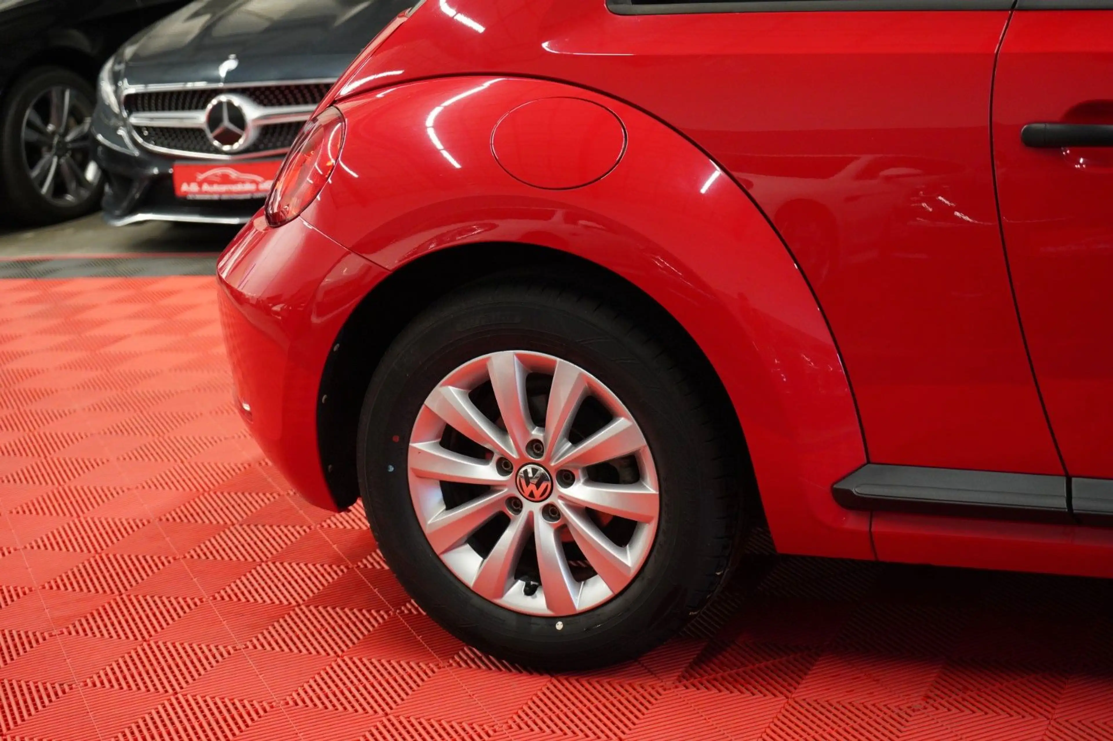 Volkswagen Beetle 1.2 TSI *1.Hand*Unfallfrei*6Gang*Navi*PDC — photo 6