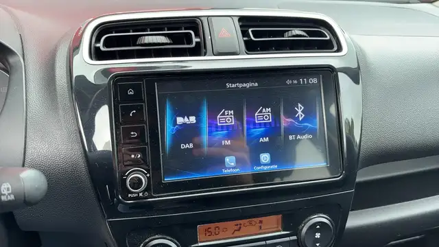 Mitsubishi Space Star view 9