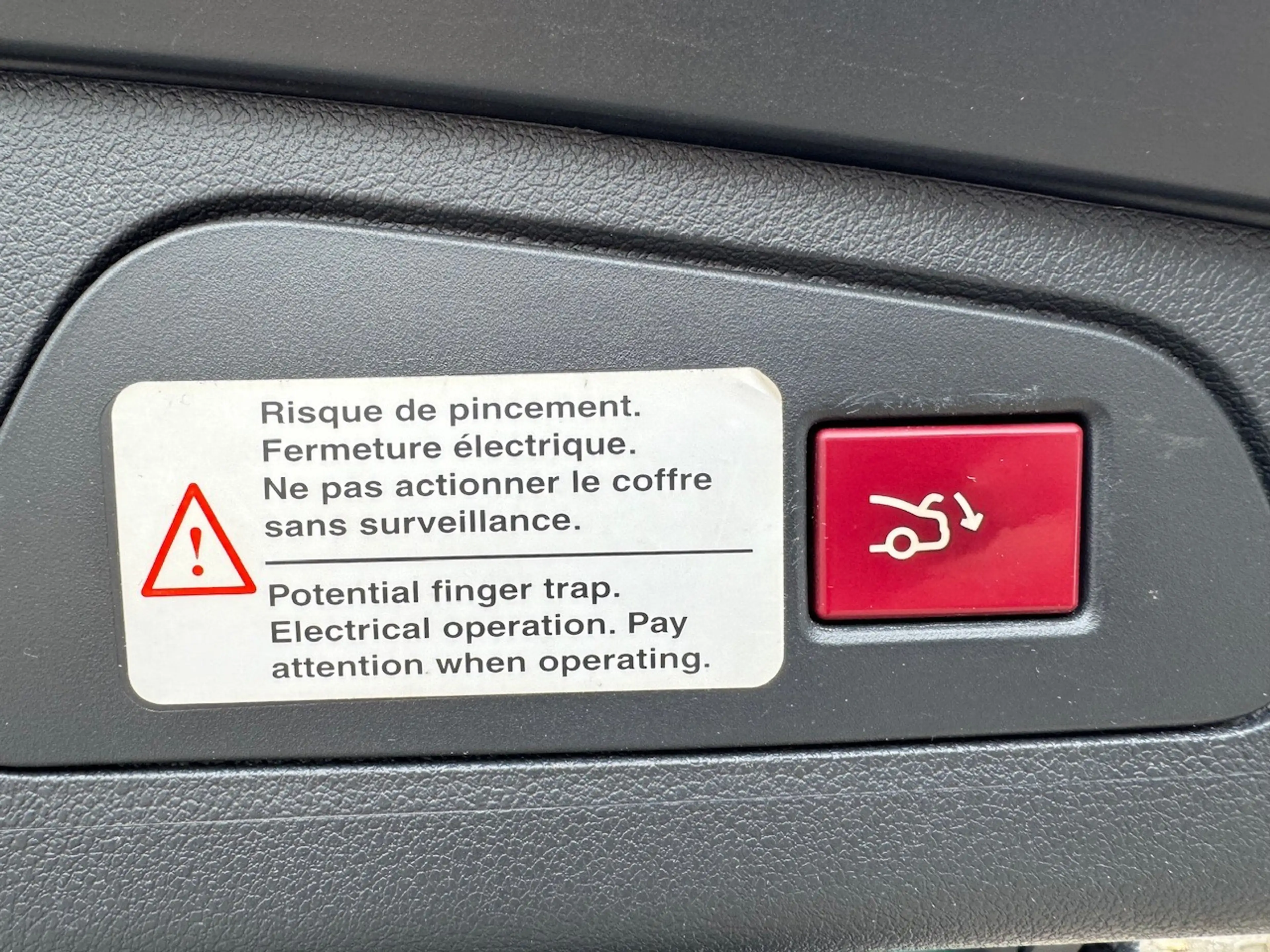 Peugeot 508 508 SW 2.0 BlueHDi Allure S — photo 11