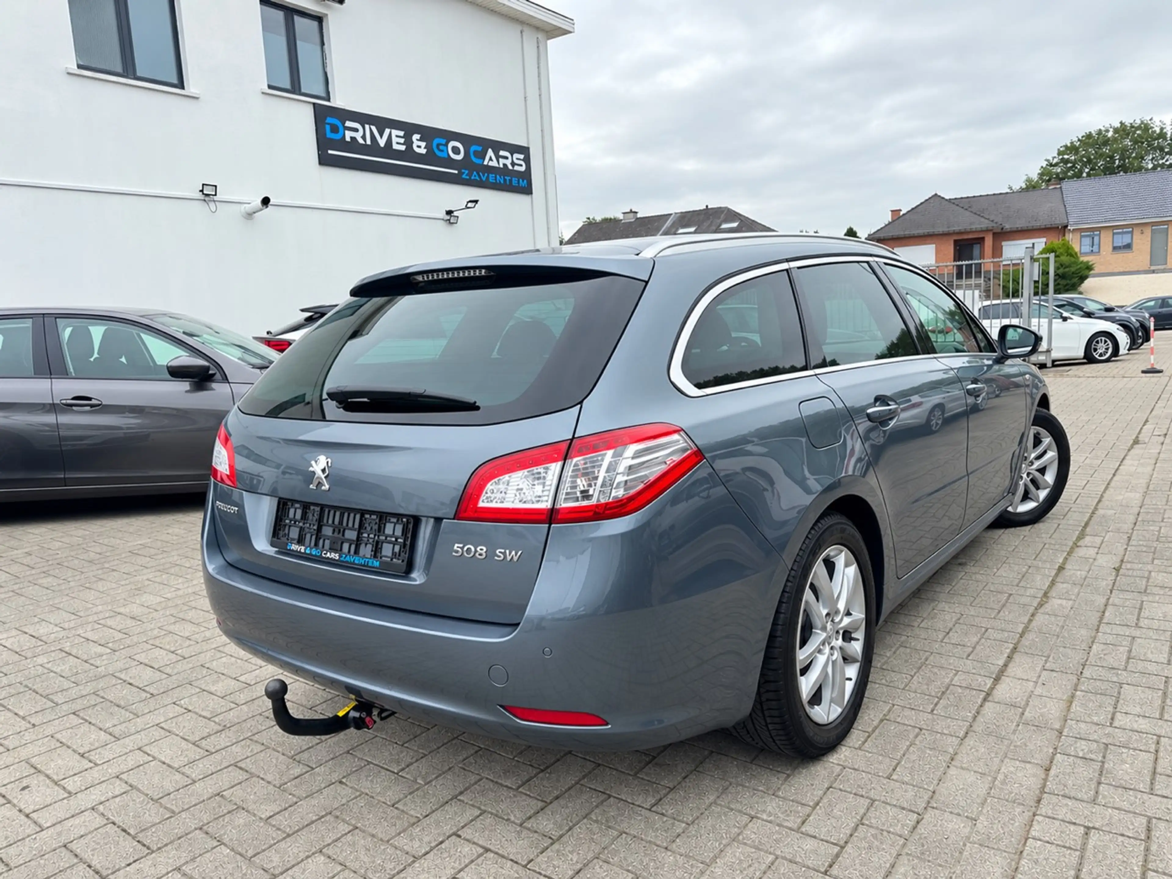 Peugeot 508 508 SW 2.0 BlueHDi Allure S — photo 6