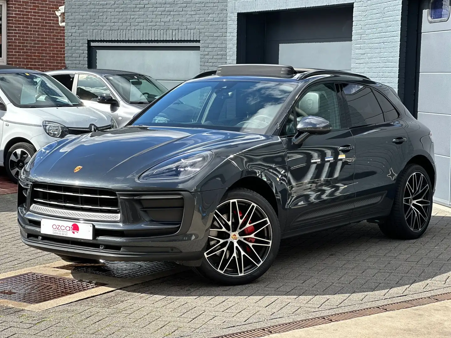 Porsche Macan 2.0 ChronoLuchtveringLederBosePano *1JGarantie* Noir - 1