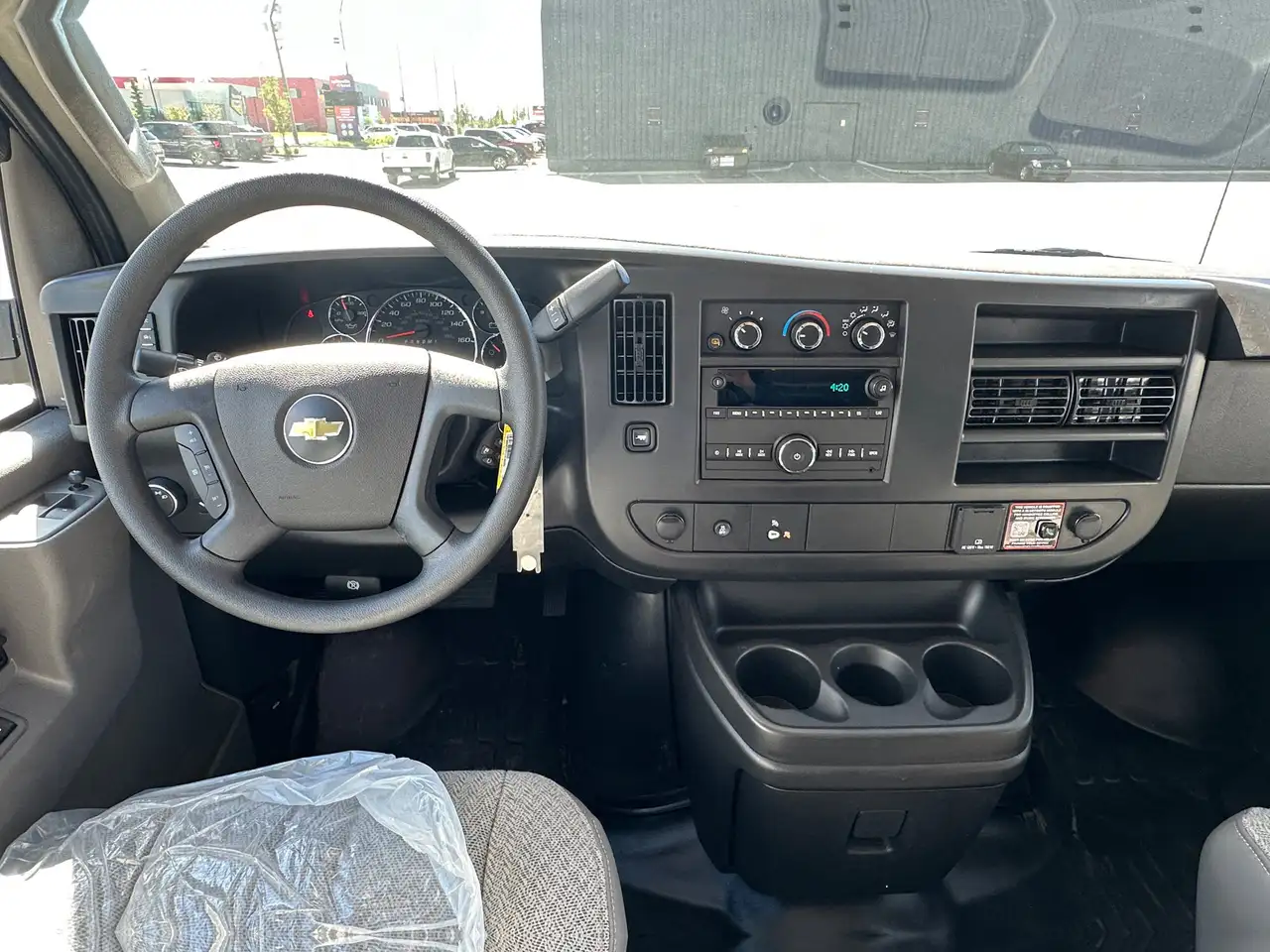 Chevrolet Express 2500 снимка Chevrolet Express 2500