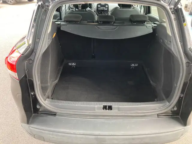 Renault Clio view 14
