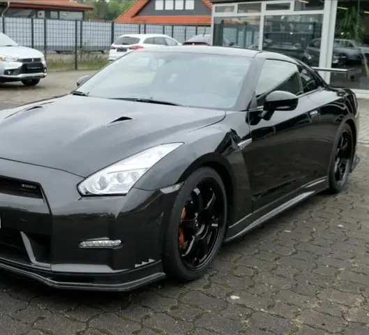 Nissan GT-R 3.8 V6 Nismo 600 Aut.