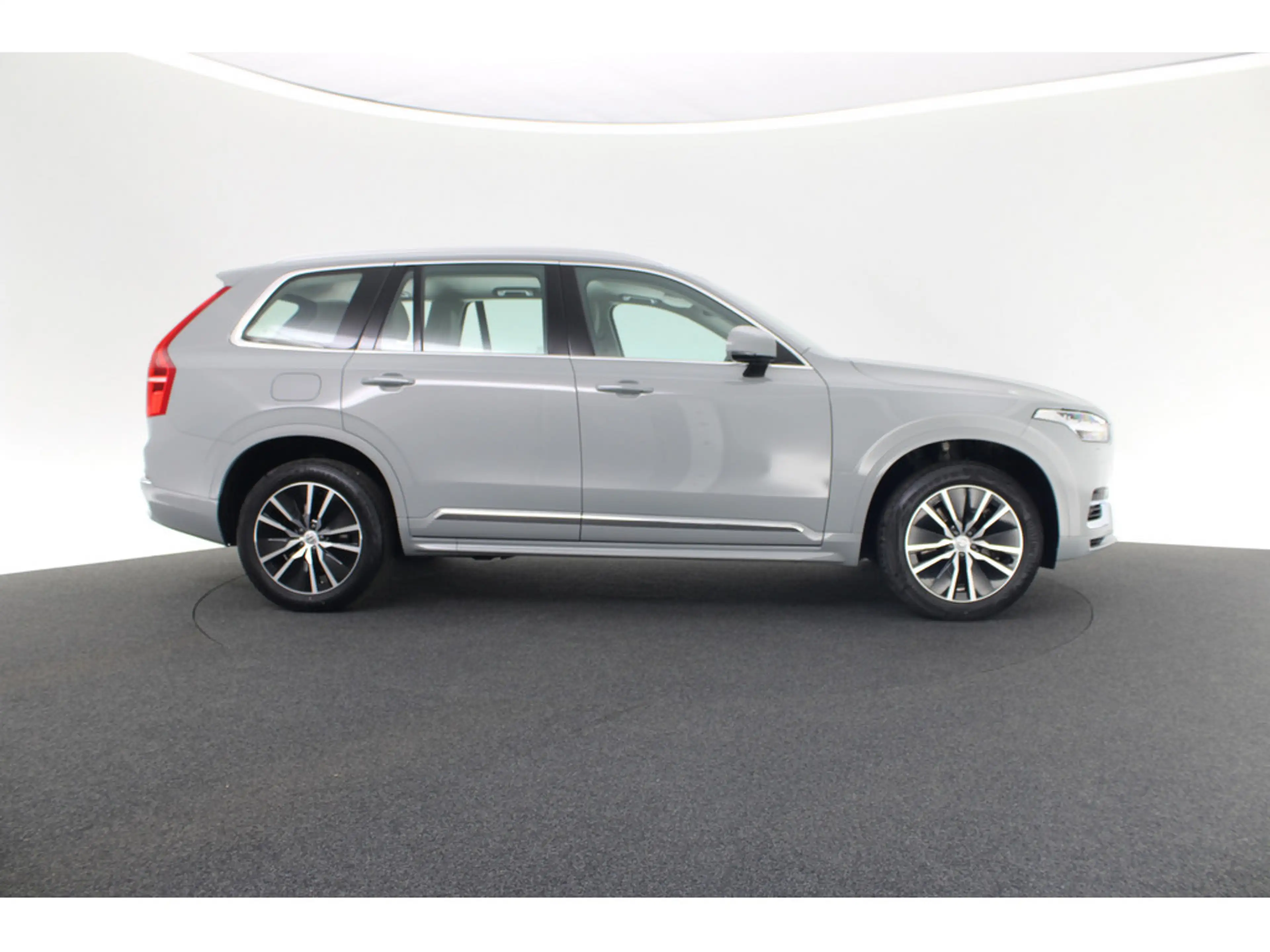 Volvo XC90 Recharge T8 AWD ACC FACEL. STANDHZ LED — photo 8