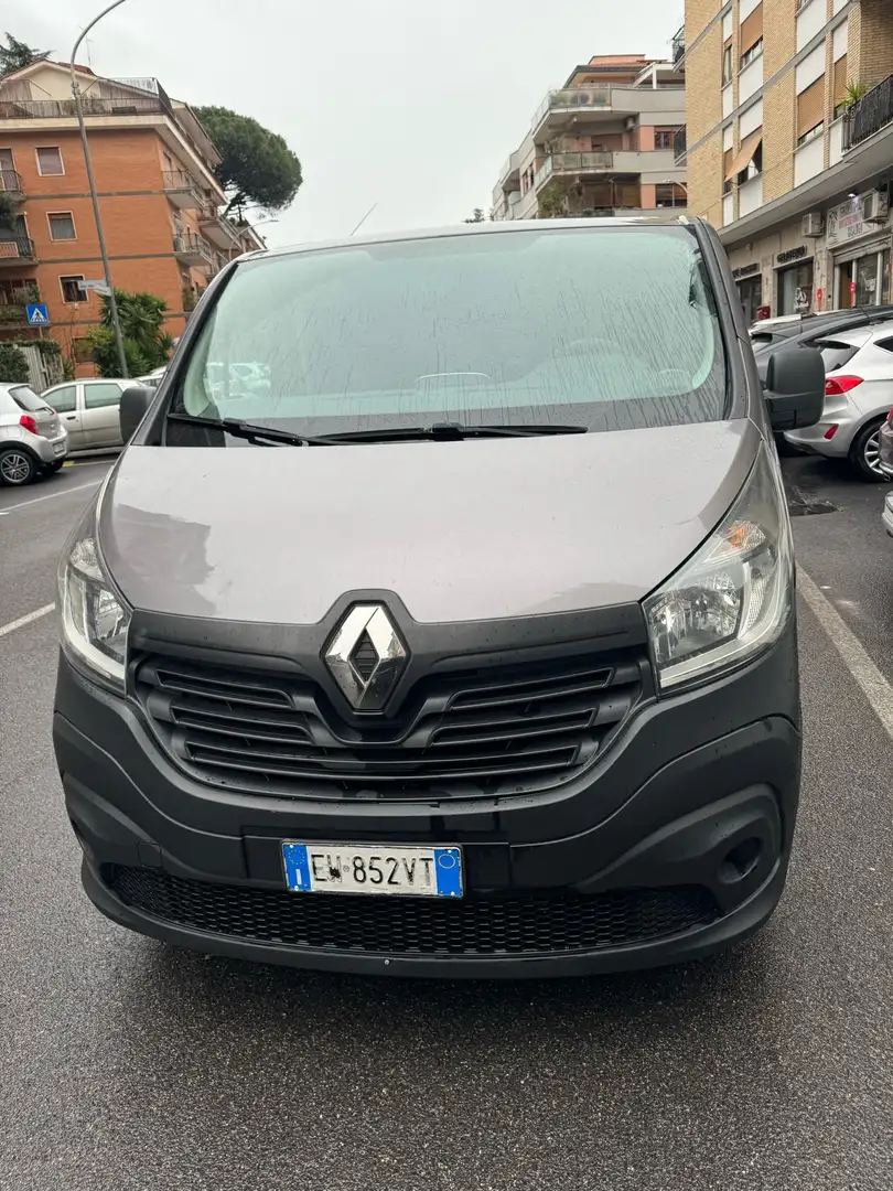 Renault Trafic clima  3 posti radio Navigatore Šedá - 1