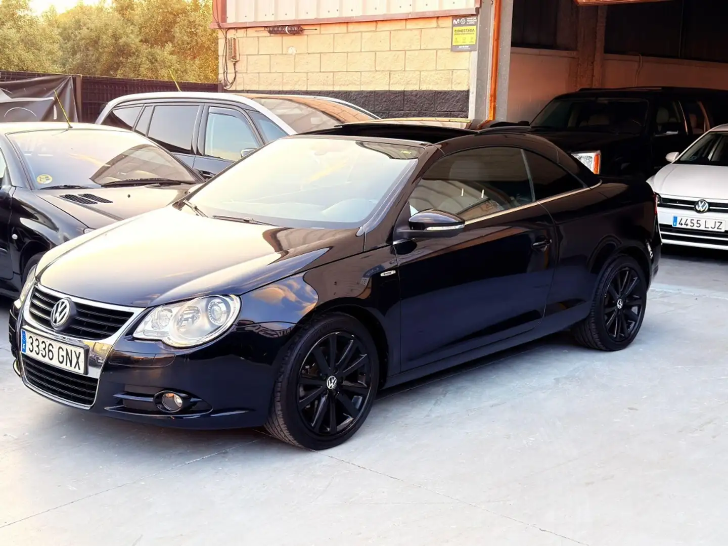 Volkswagen Eos 2.0TDI Excellence DSG Negro - 2