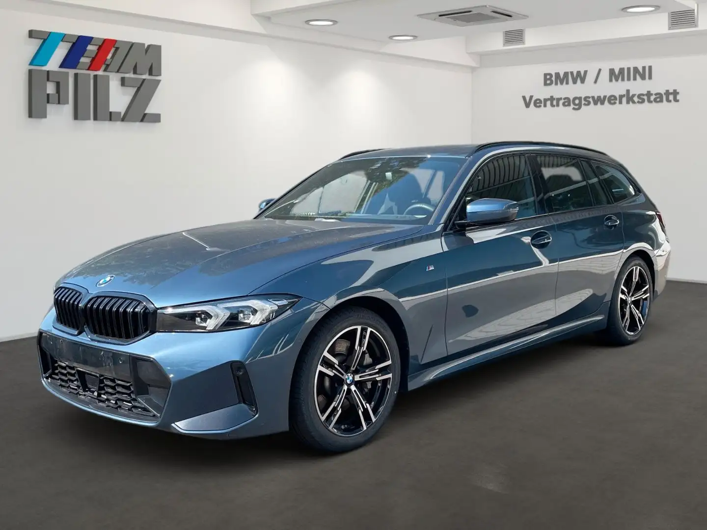 BMW 330 i xdrive M-Sport LED Navi Facelift Kamera ACC Blauw - 1