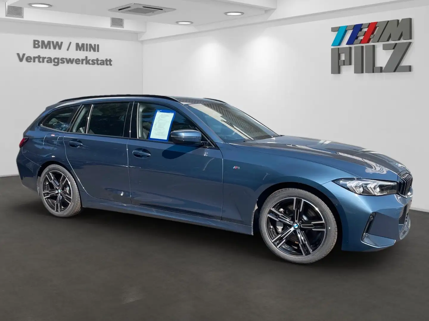 BMW 330 i xdrive M-Sport LED Navi Facelift Kamera ACC Blauw - 2