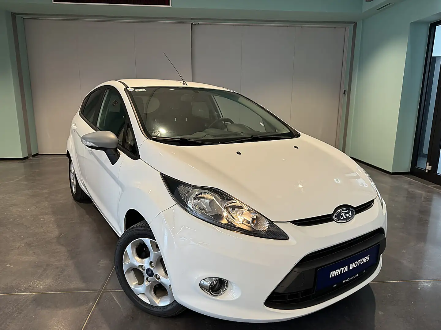 Ford Fiesta 1.25 Trend | Nur 64.777 km | Top Zustand | Serv... Weiß - 1