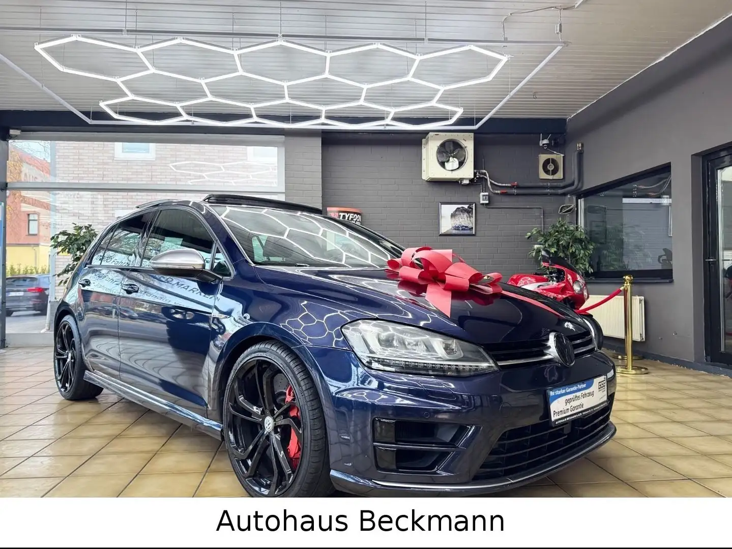 Volkswagen Golf VII Lim. R-Line BMT 4Motion*FACELIFT*300PS* Blau - 2