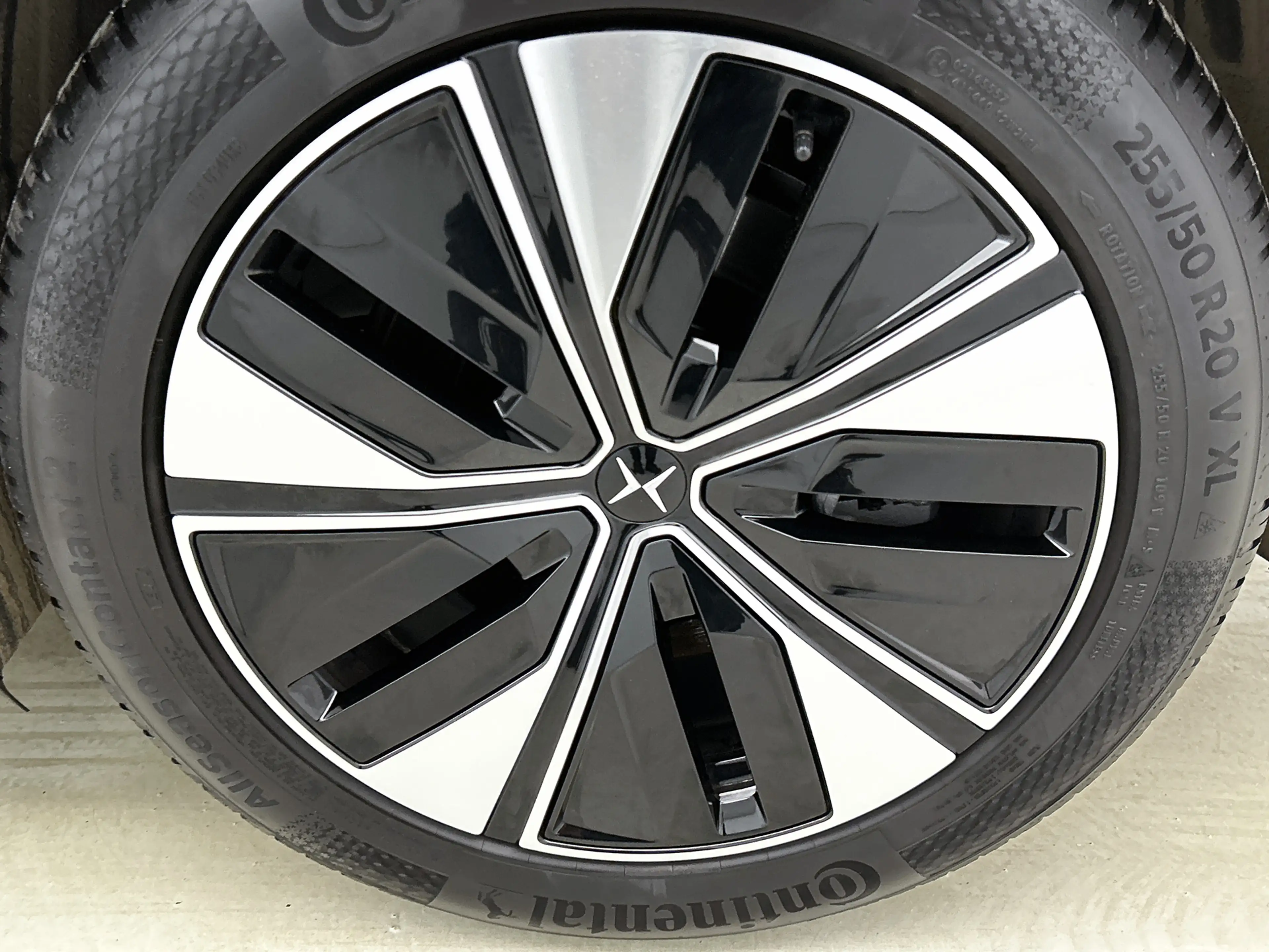 Polestar 4 Long Range Single motor Plus 100 kWh 22KW lader, P — photo 33