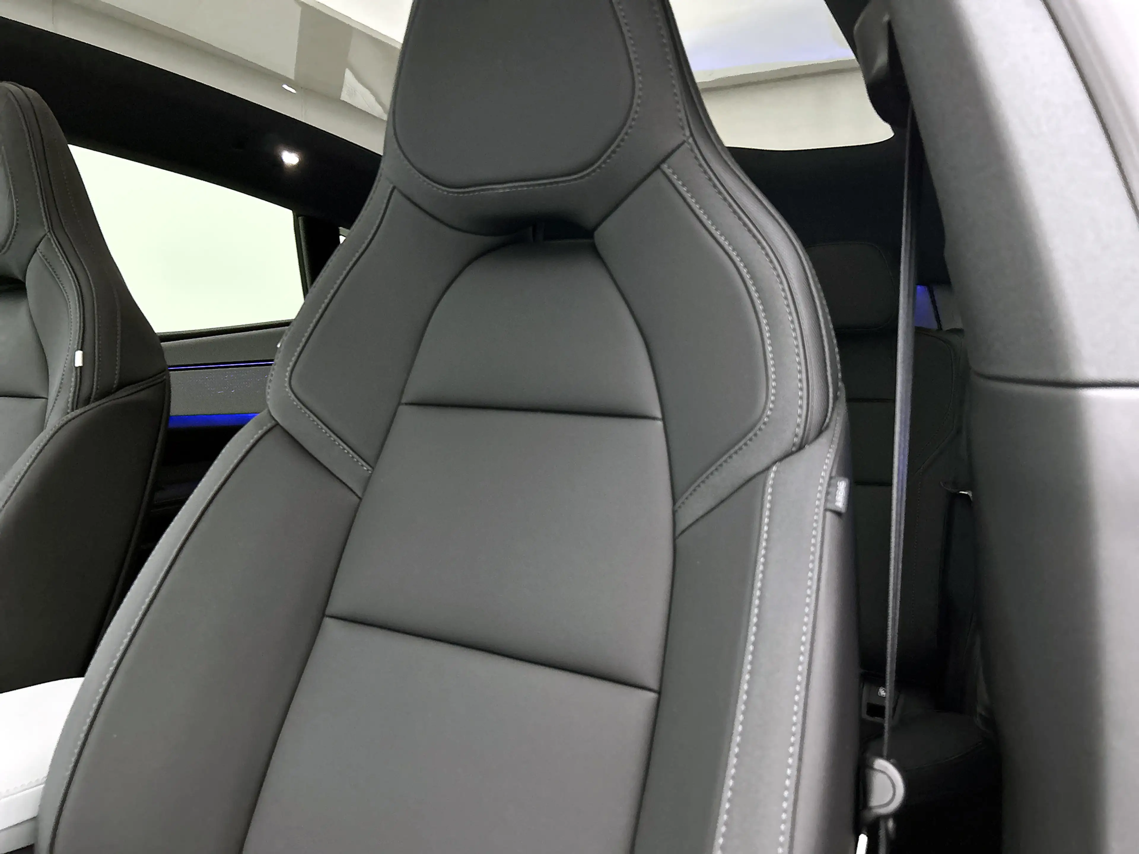 Polestar 4 Long Range Single motor Plus 100 kWh 22KW lader, P — photo 14