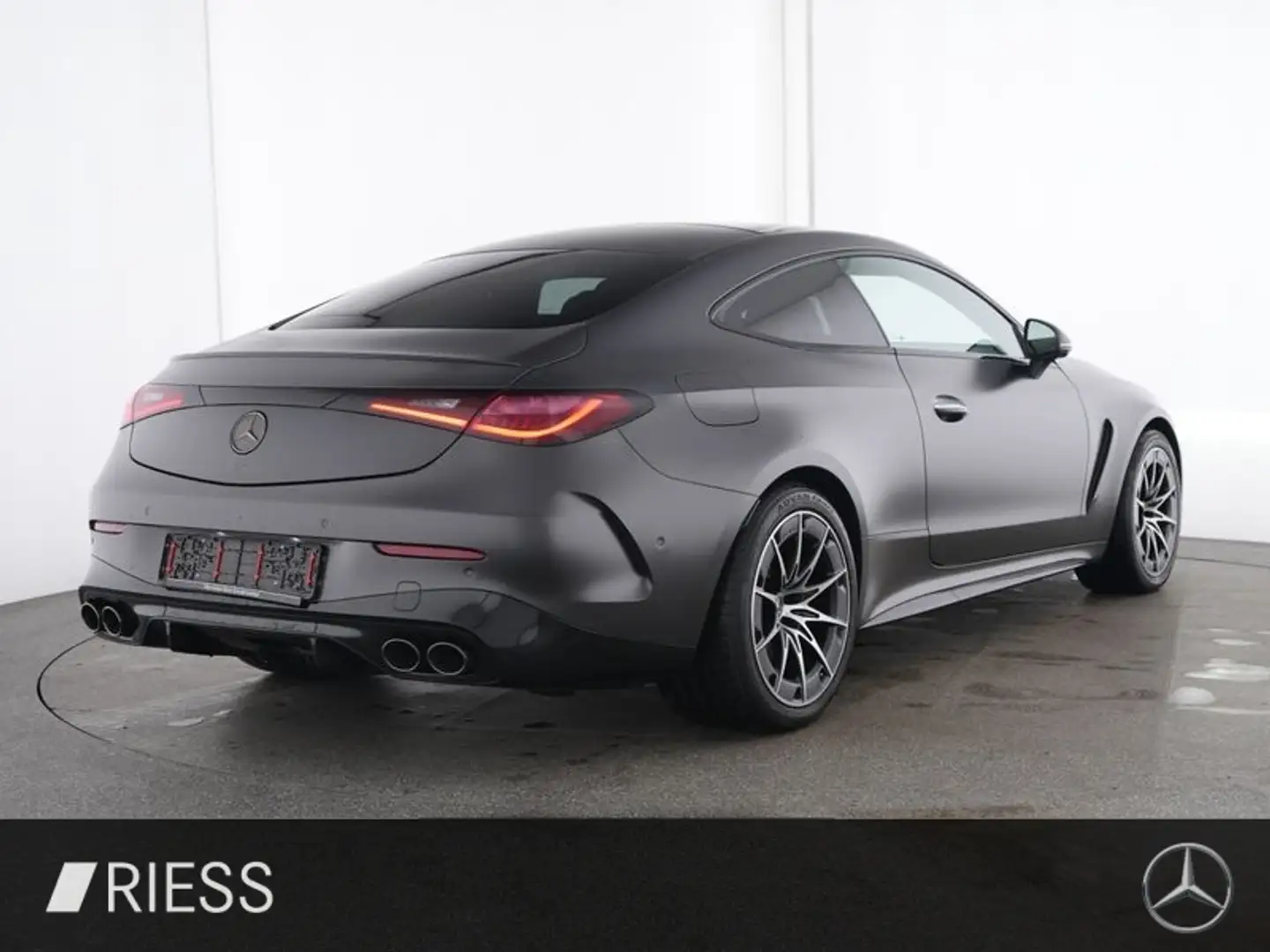 Mercedes-Benz CLE 53 AMG 4M Premium Plus Magno Pano Distr 20" Grau - 2