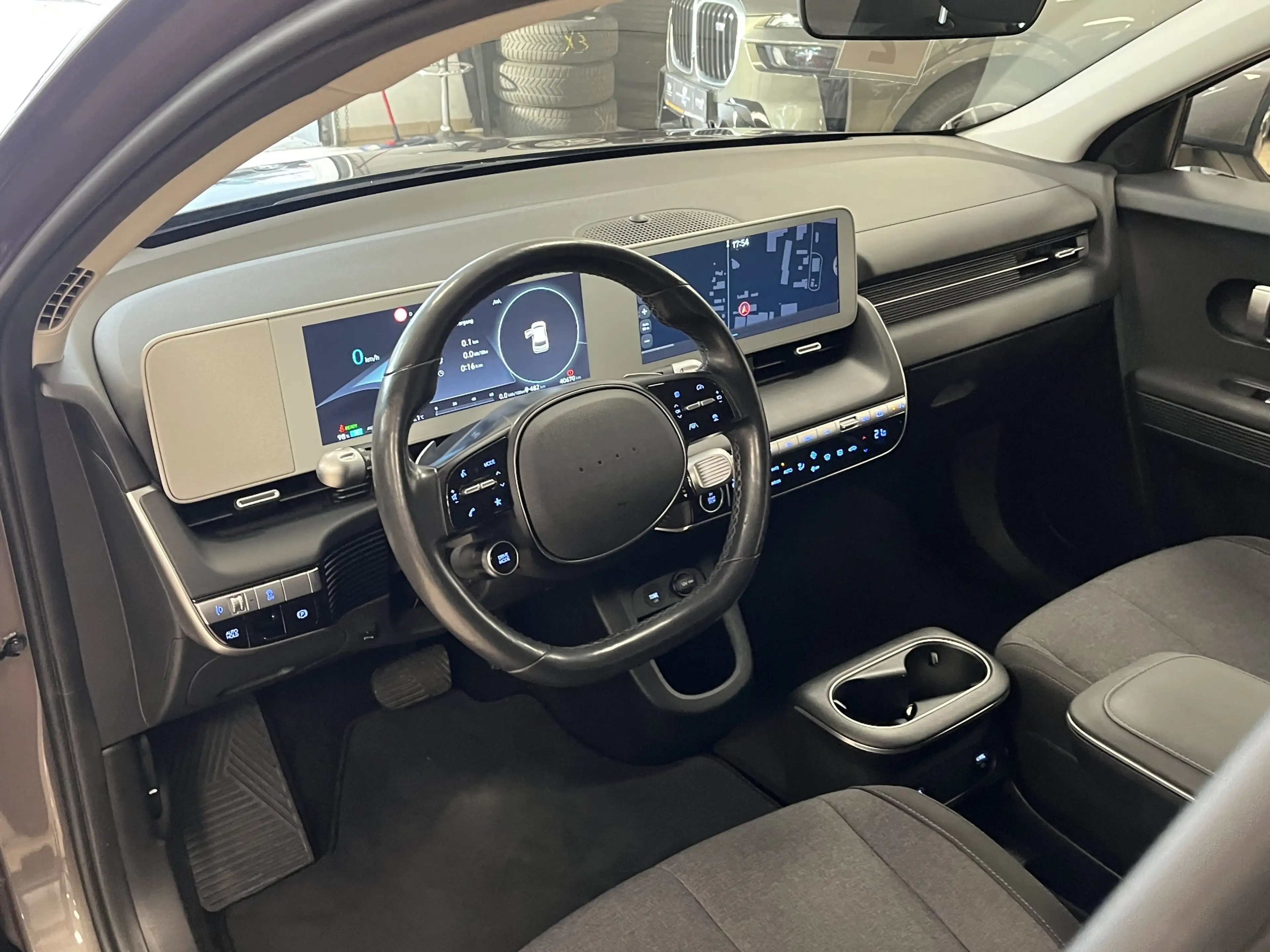 Hyundai IONIQ 5 ACC R-Cam*W-Paket*LED*Navi*CarPlay*1H — photo 12
