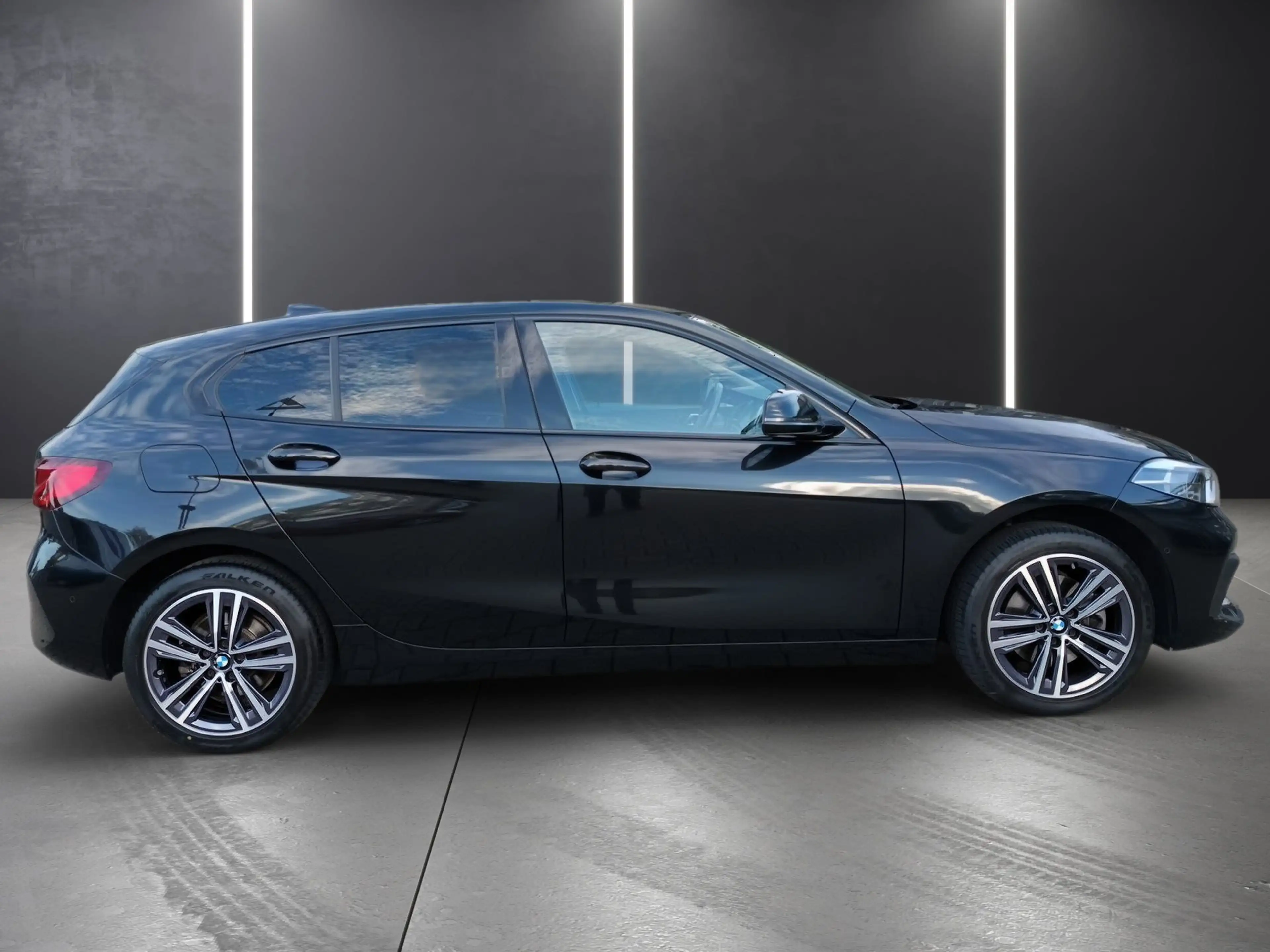BMW 118 i Advantage+AUTOMATIK+DAB+LED+KAMERA — photo 4