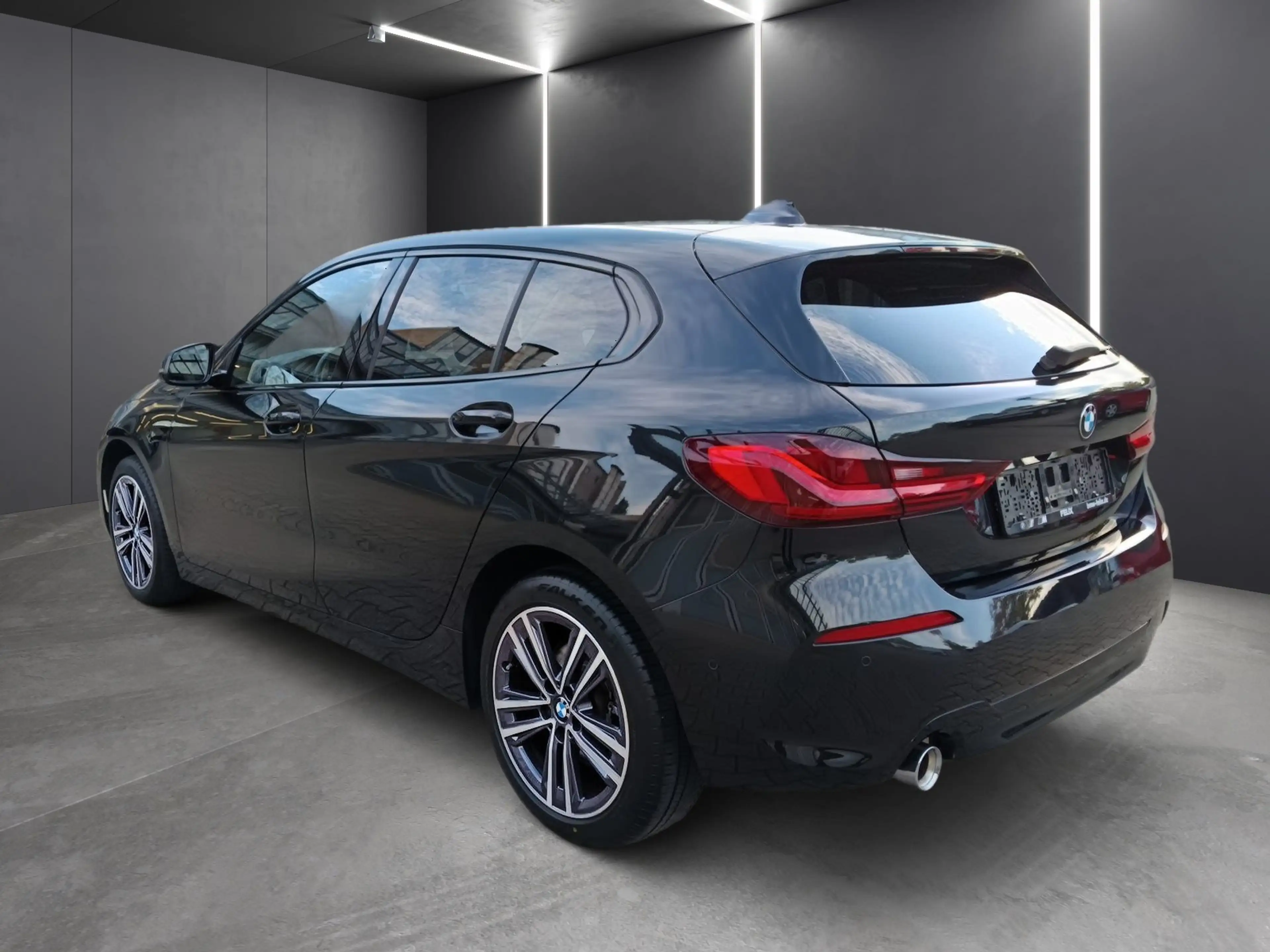 BMW 118 i Advantage+AUTOMATIK+DAB+LED+KAMERA — photo 6