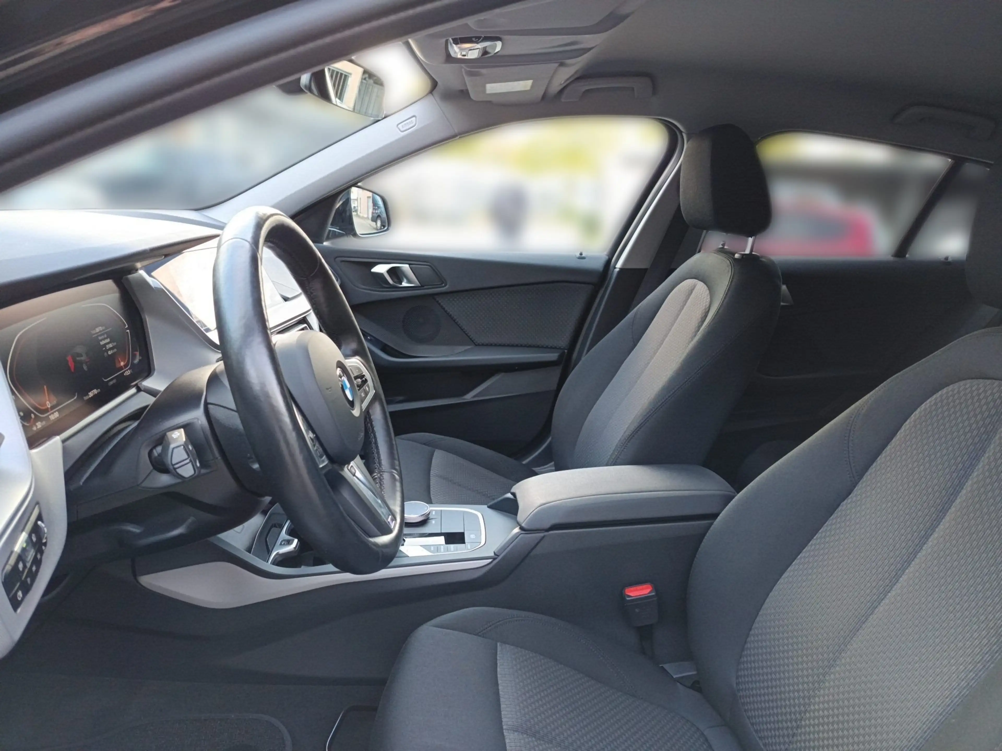BMW 118 i Advantage+AUTOMATIK+DAB+LED+KAMERA — photo 15