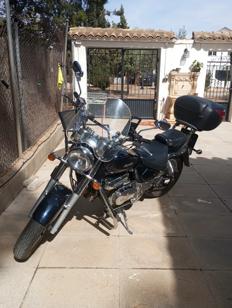 Hyosung Aquila 250 Baul, parabrisas - 1