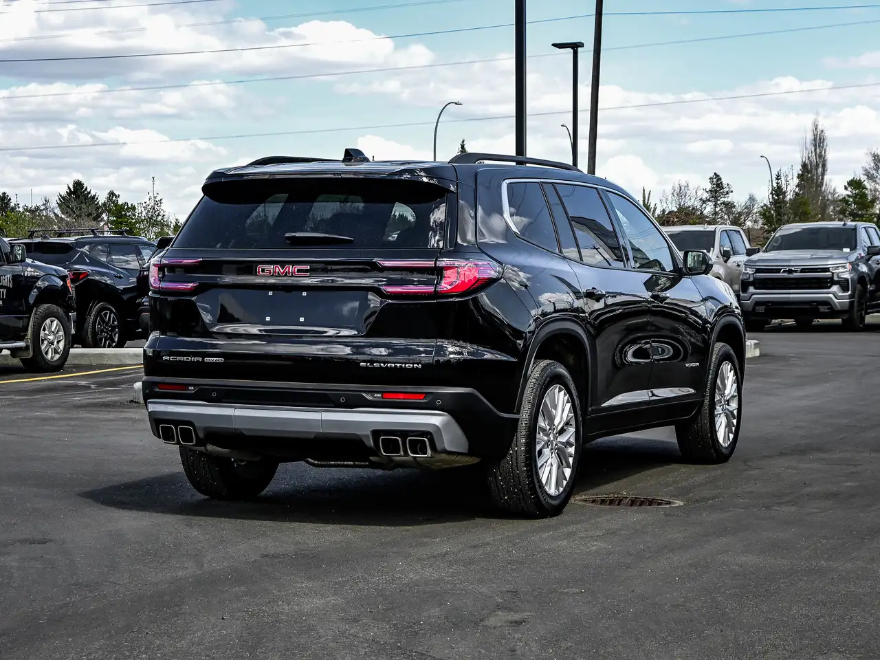 GMC Acadia снимка GMC Acadia