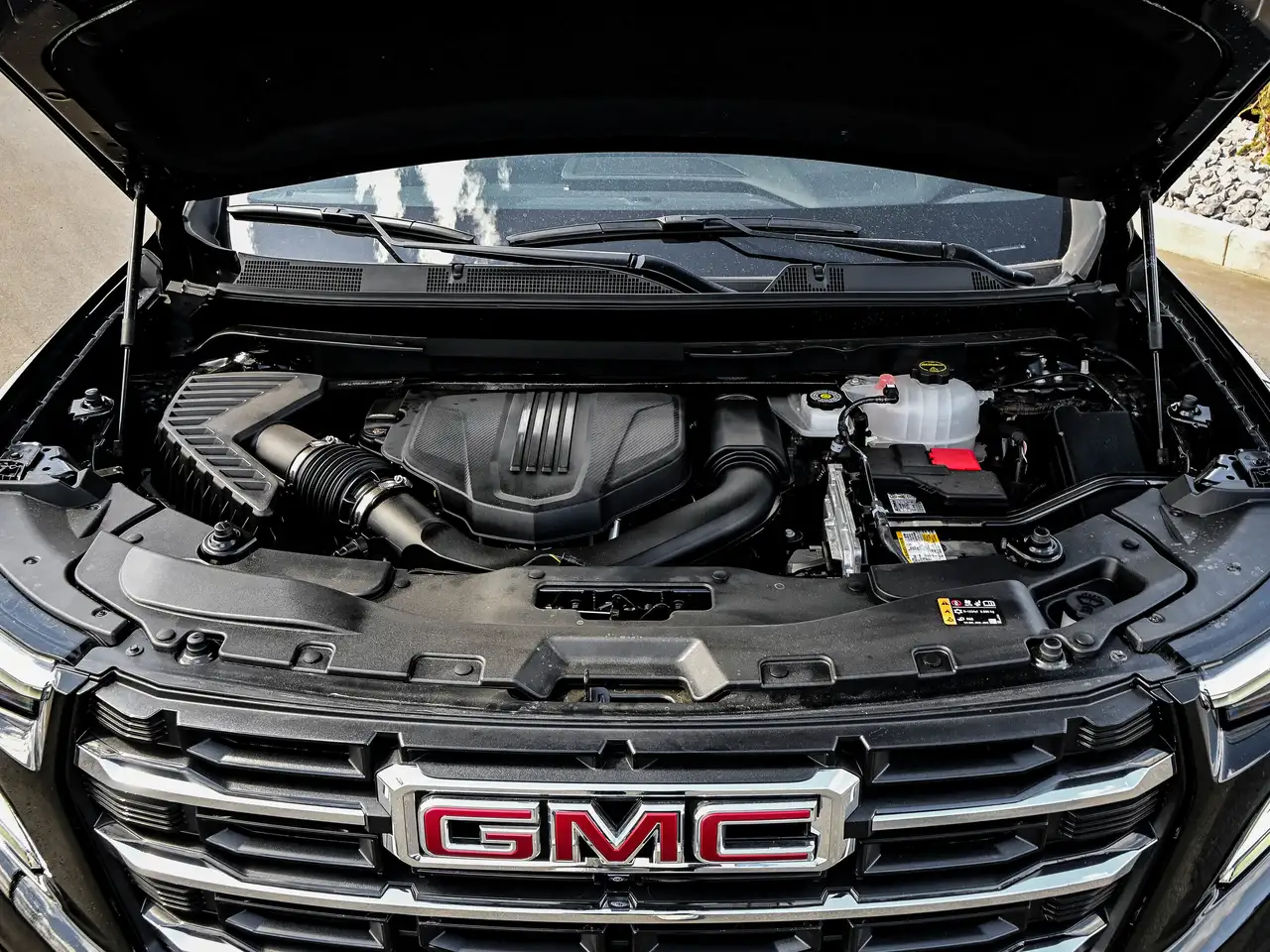 GMC Acadia снимка GMC Acadia