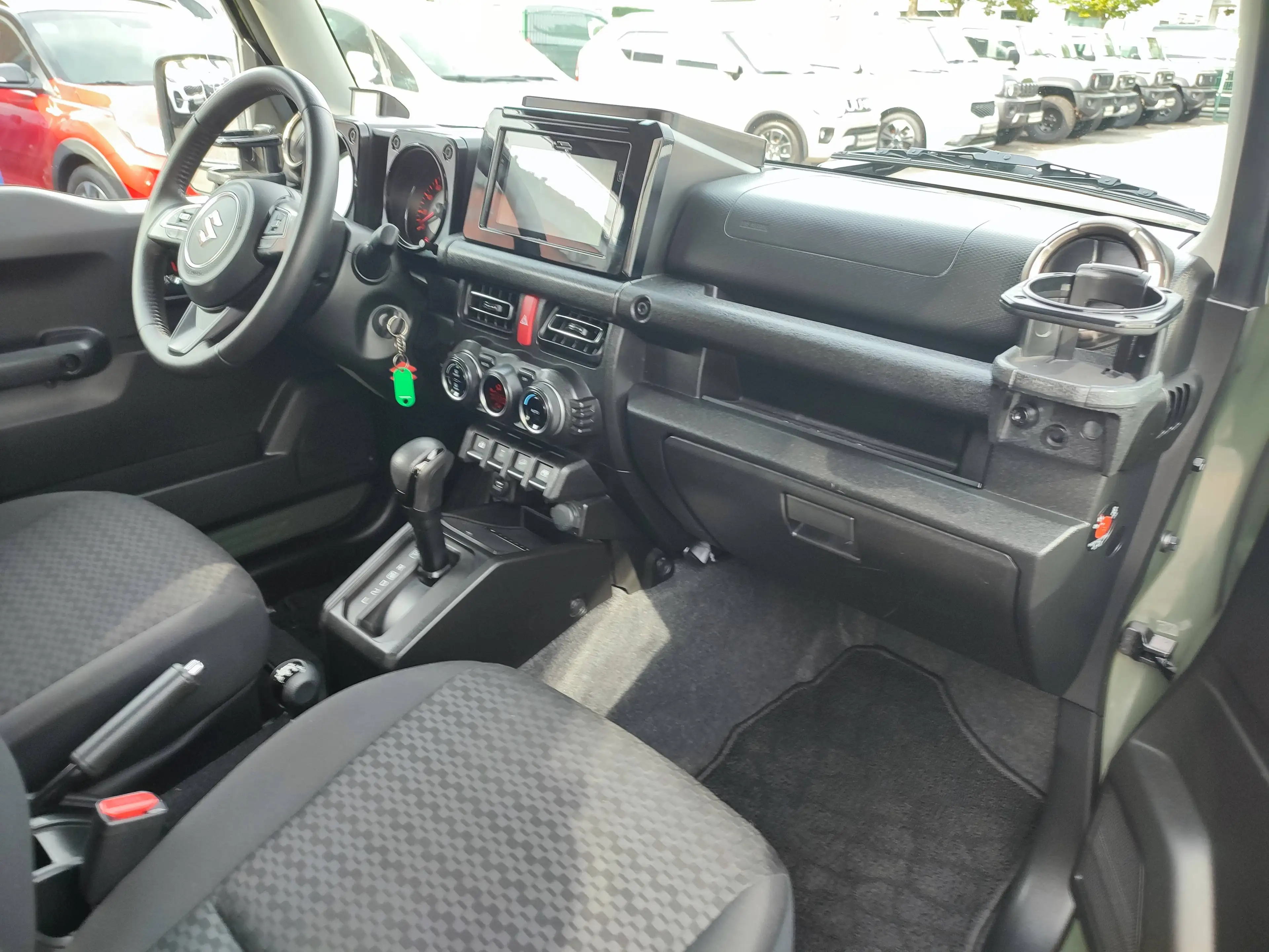 Suzuki Jimny Jimny 1.5 ALLGRIP Automatik Comfort+ Navi+Cam — photo 13