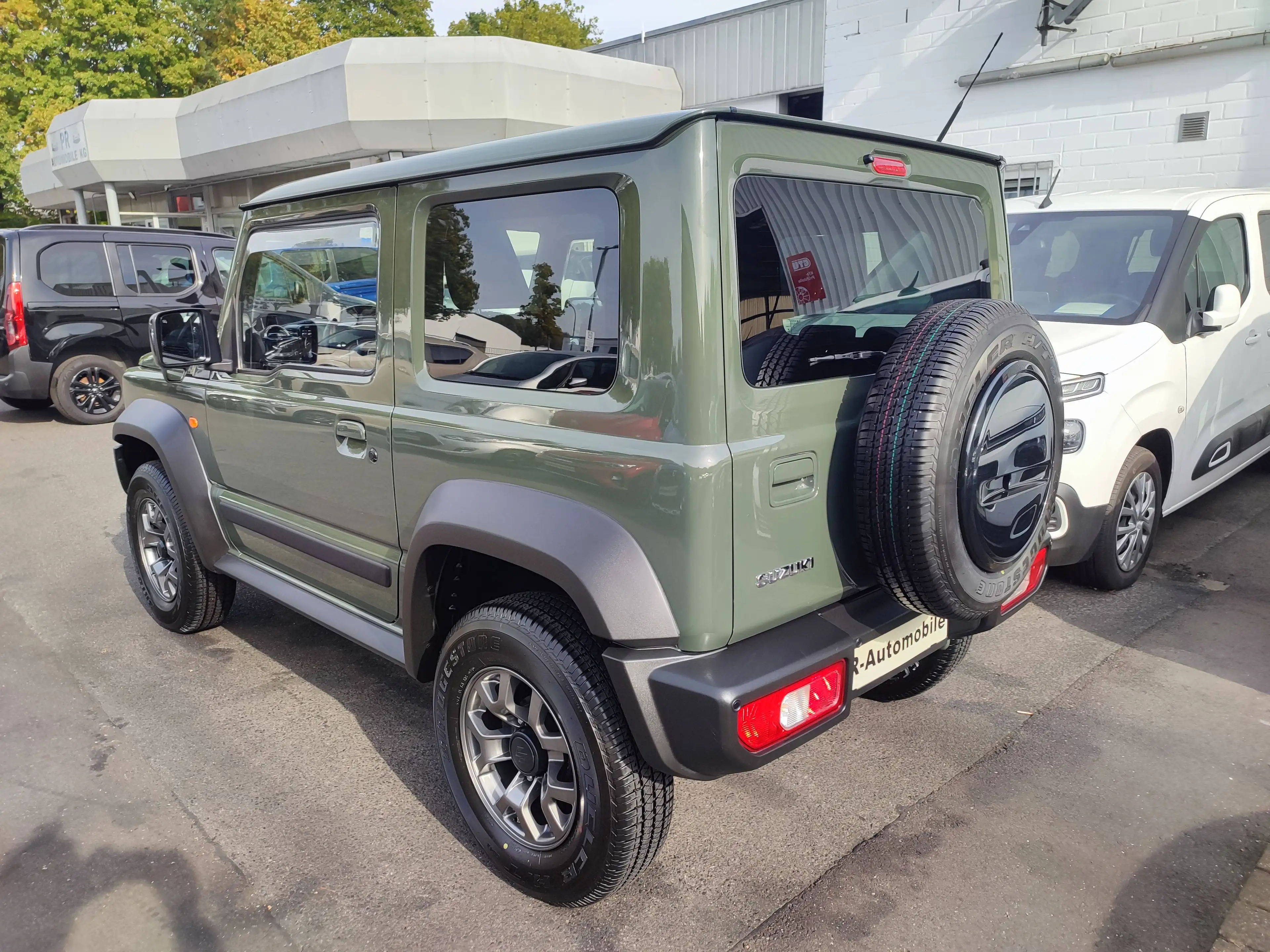 Suzuki Jimny Jimny 1.5 ALLGRIP Automatik Comfort+ Navi+Cam — photo 14