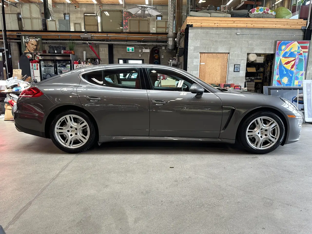 Porsche Panamera снимка Porsche Panamera