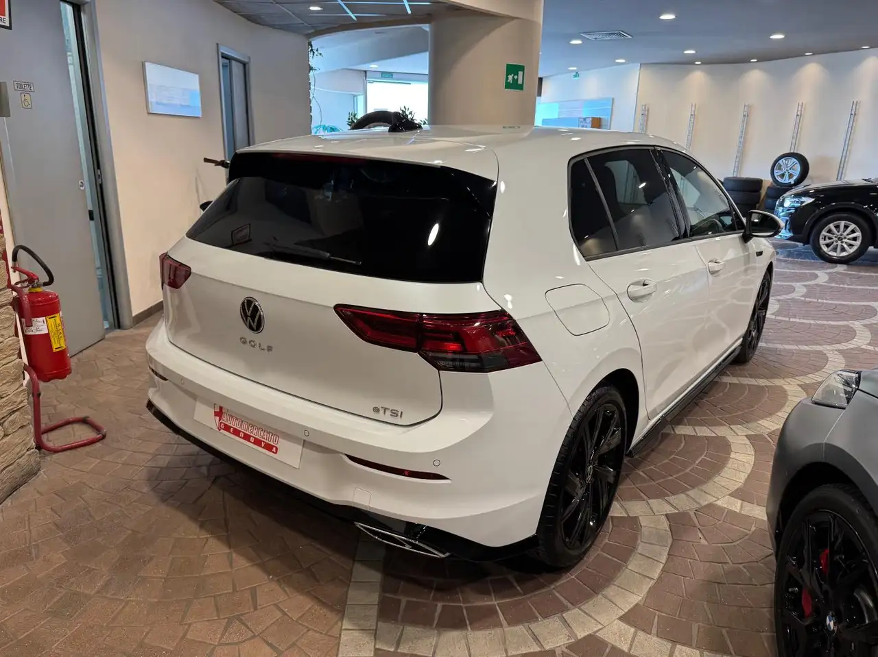 Volkswagen Golf 1.5 eTSI EVO ACT 96kW R-Line DSG 3