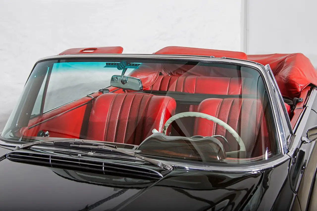 Mercedes-Benz 280 SE Cabrio, über 20 Jahre einen Besitzer !, foto 7