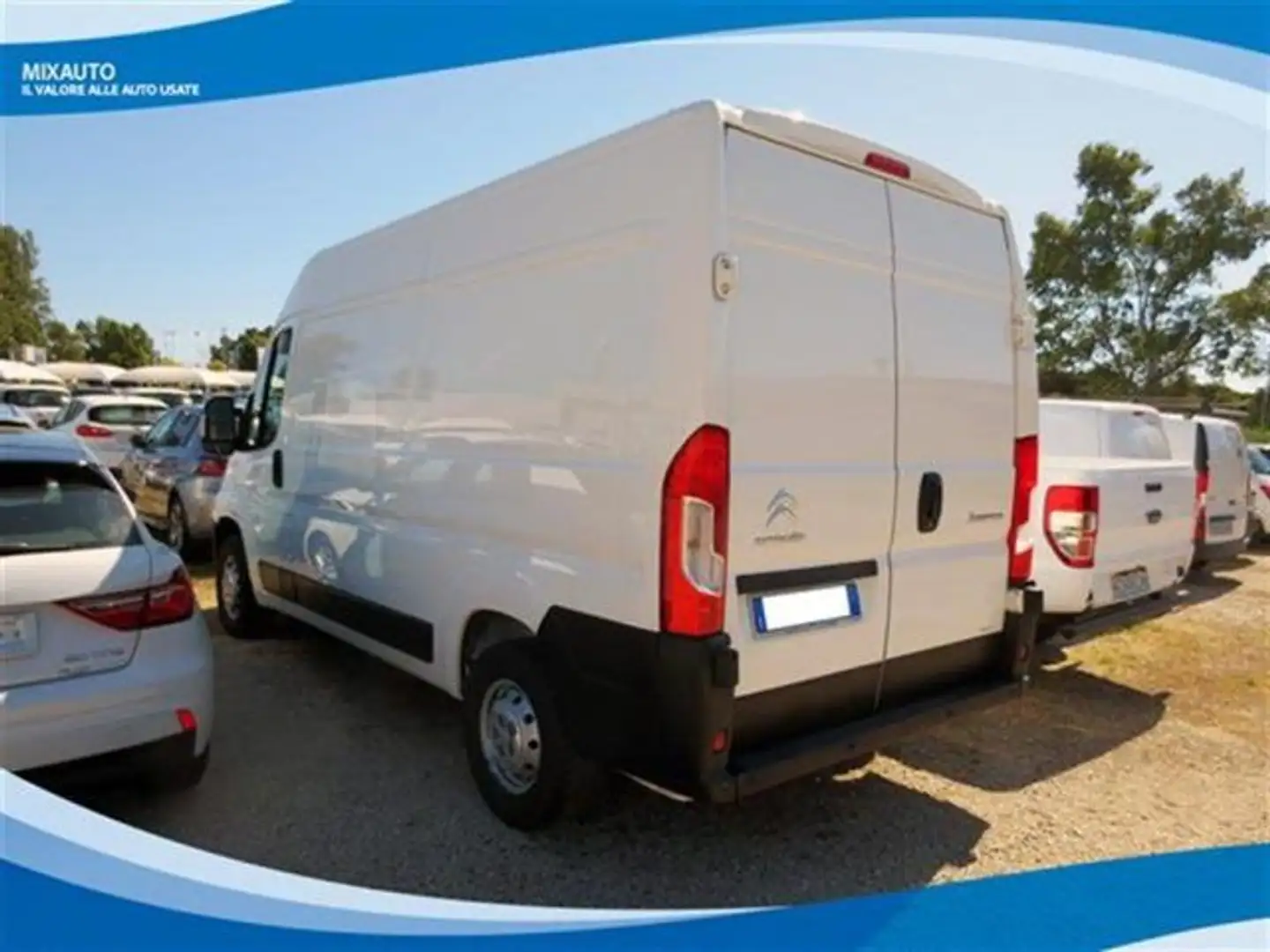 Citroen Jumper 33 L2H2 2.2 BlueHDI 120cv EU6D-Isc Bílá - 2