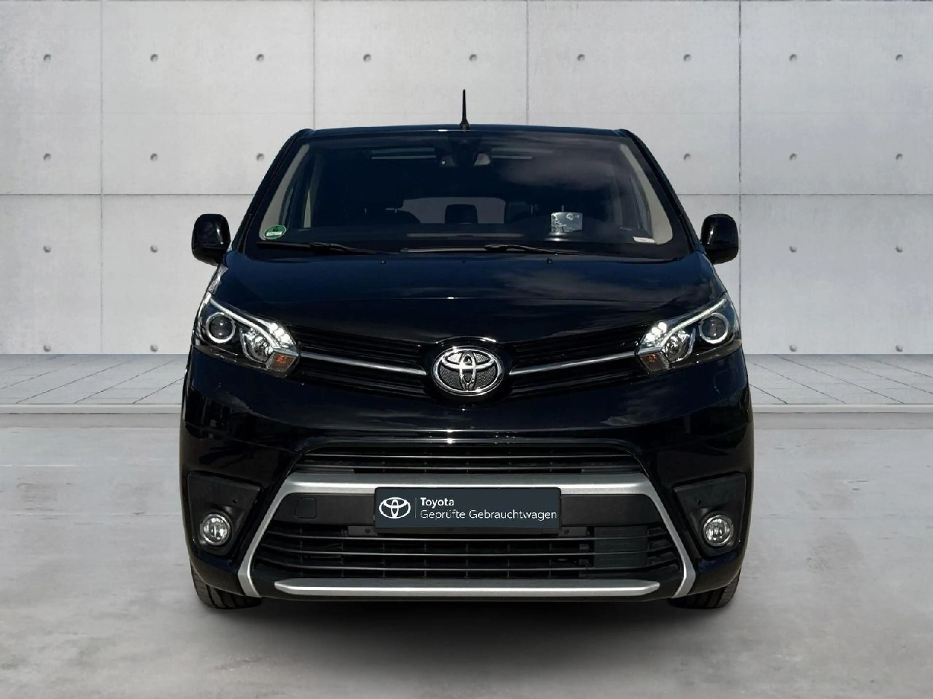 Toyota Proace L2 Executive — photo 6