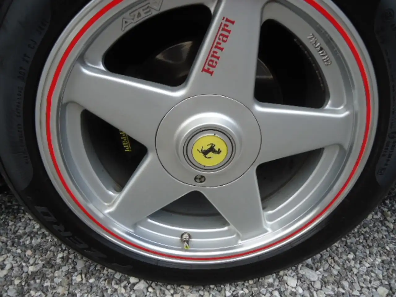 Ferrari 328 GTS, foto 12