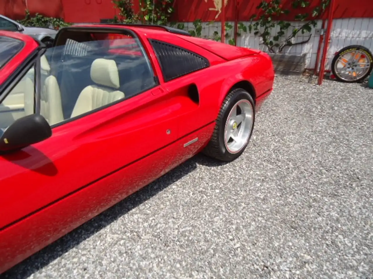 Ferrari 328 GTS, foto 6