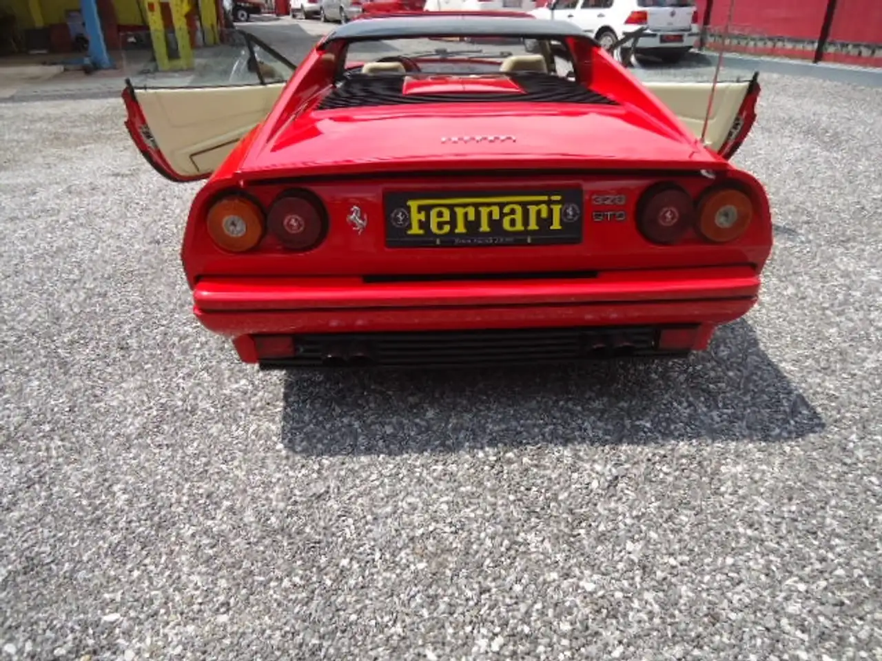 Ferrari 328 GTS, foto 7