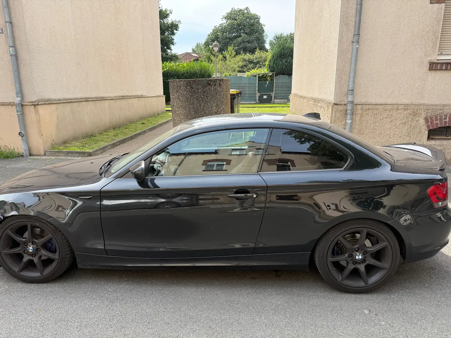 BMW 118 118d Coupe Czarny - 2