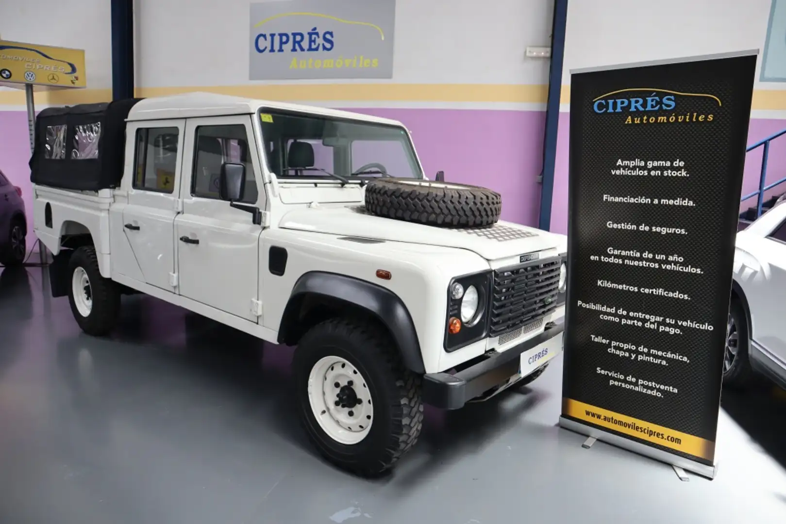 Land Rover Defender 130Td5 Doble Cabina Caja S Blanco - 1