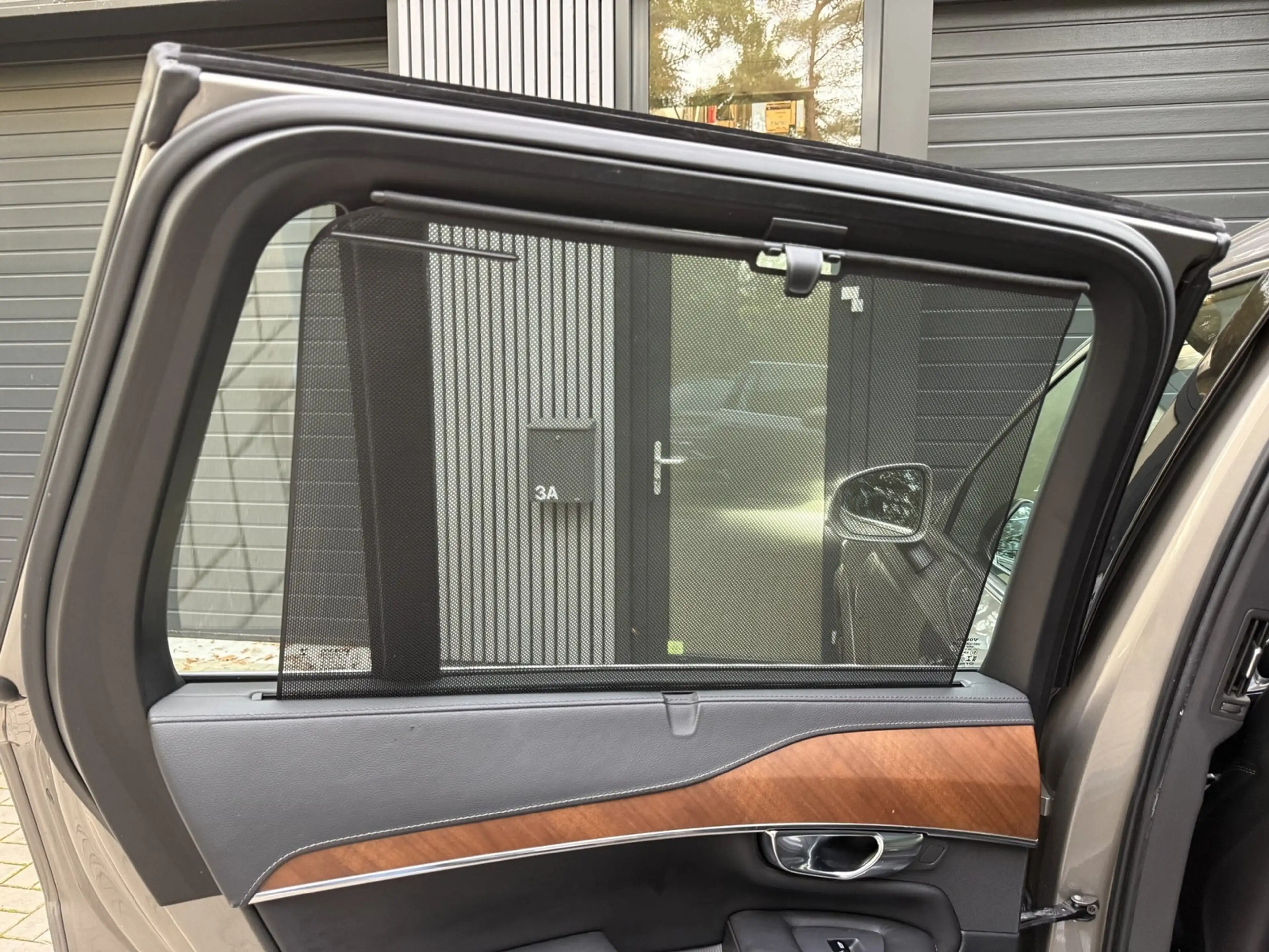 Volvo XC90 2.0 T8 Twin Engine AWD Inscription Inscription | B — photo 27